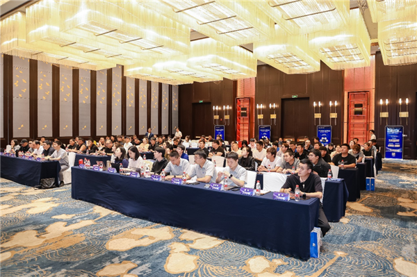 美孚1号车养护台州招商会顺利召开；奇瑞“甩开”华为 智界走向“独立”丨AC早报