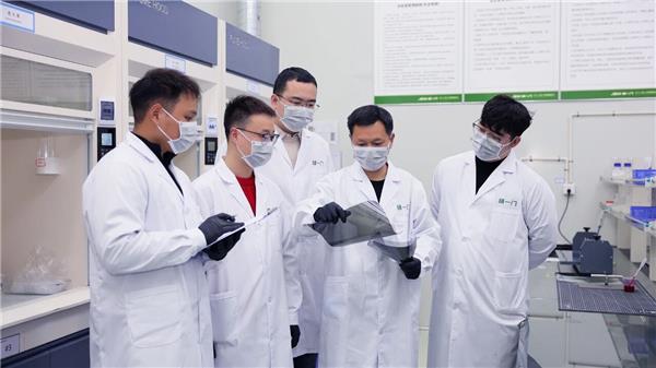 破解车膜增长困局:精一门如何获得十余家车企选择,化身 破解车膜增长困局:精一门如何获得十余家车企选择,化身