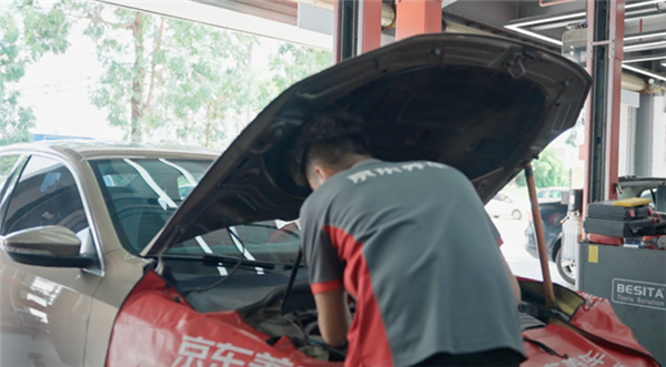 周边40家店混战，十多年汽修老兵如何成功突围、年营收破900万？