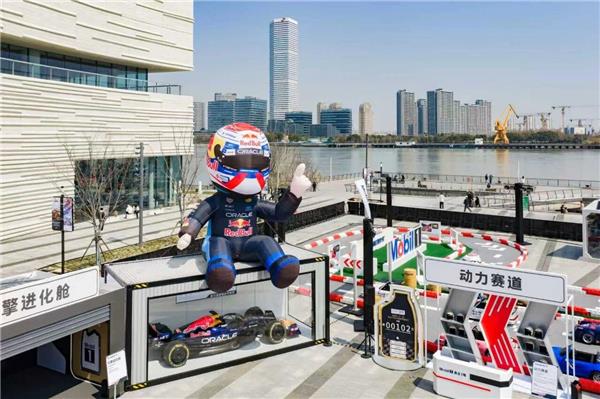 从赛道到市场，从技术到人心：美孚1号如何卡位混动新周期？