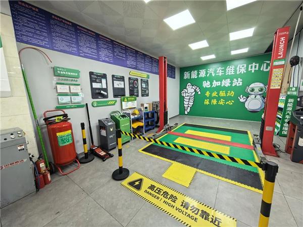 两代人接力：逆势开大店，硬刚“老规矩”，驰加OEMS体系帮30多年老店打赢翻身仗