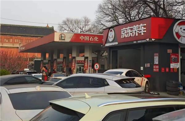 加油站加码养车：继途虎、天猫养车后，又联手兔师傅、小拇指开店，汽修店生意会被抢走多少？